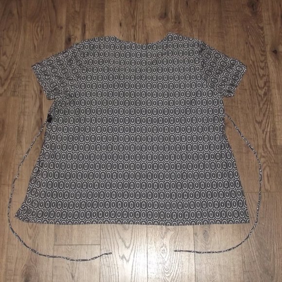 Take Nine Maternity Soft Flowy Tie Back Dress Shirt XL - Picture 4 of 7